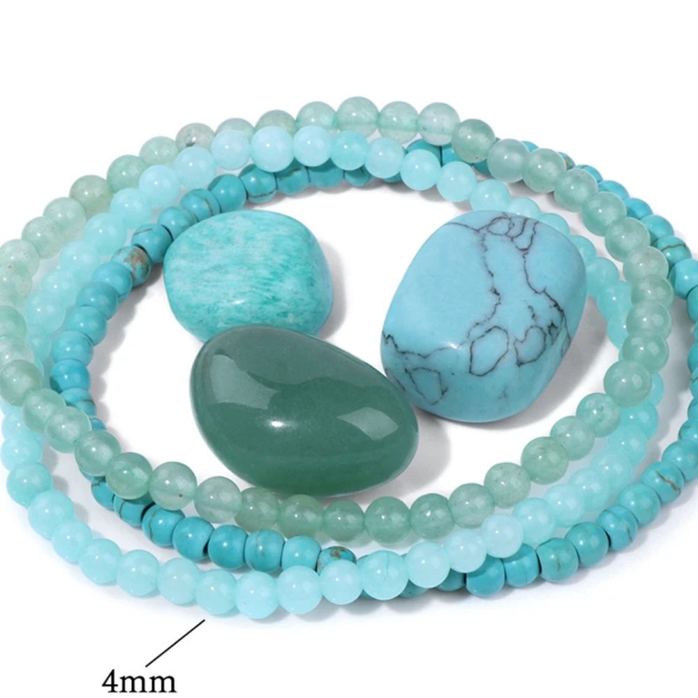 Set of gemstone Bracelets and Gemstones
